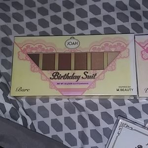 Joah eyeshadow pallet